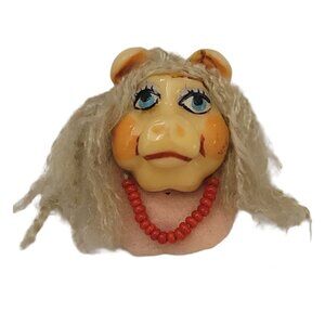 Piggy In Red Bead Necklace Vintage Pin K466